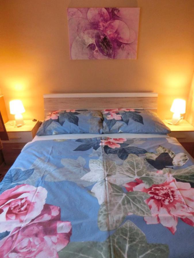 Pilis Apartman Piliscsaba ภายนอก รูปภาพ