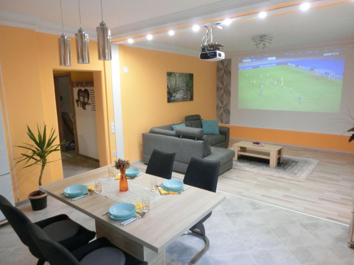 Pilis Apartman Piliscsaba ภายนอก รูปภาพ